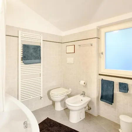 3 Bedroom In Ne 펜션 Ne