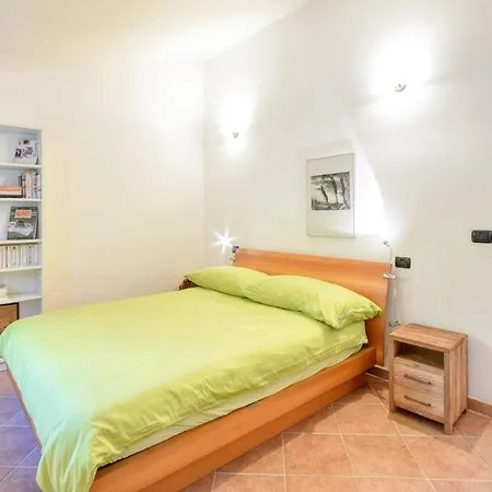 3 Bedroom Stunning Home In Ne *