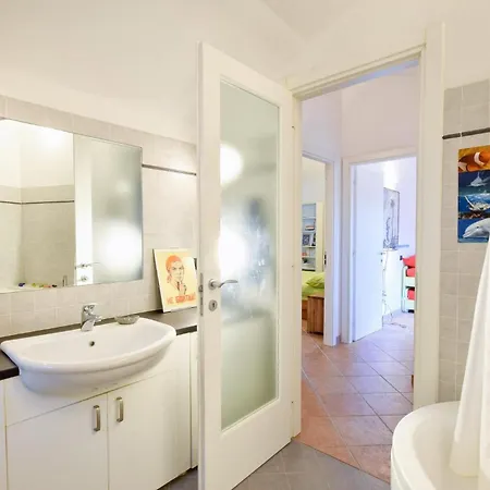 3 Bedroom Stunning Home In Ne Prázdninový dům Ne