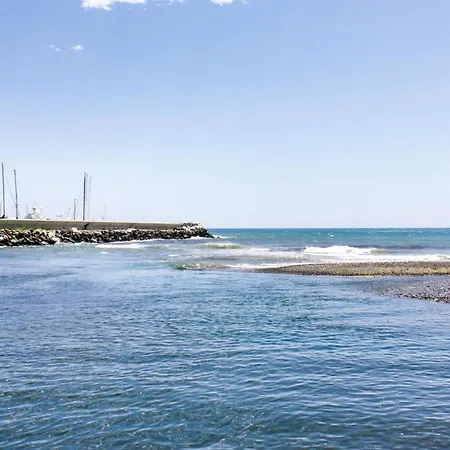 3 Bedroom In Ne * Ne